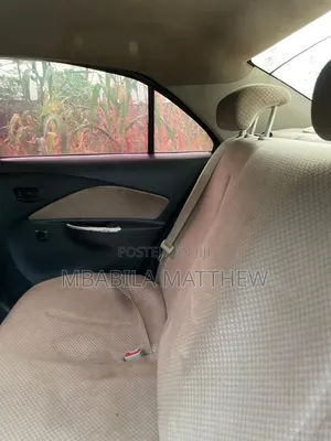 Toyota Belta 2010 Red
