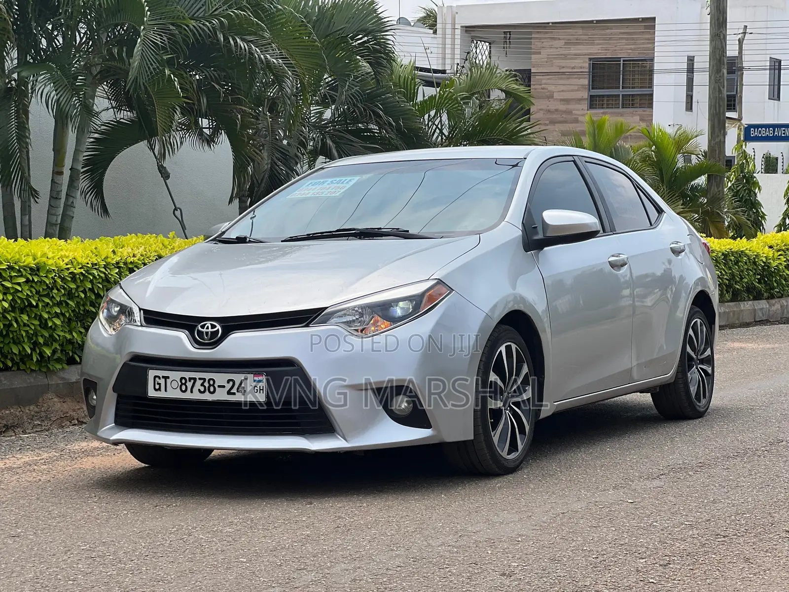 Toyota Corolla LE Eco 4dr Sedan (1.8L 4cyl CVT) 2015 Silver