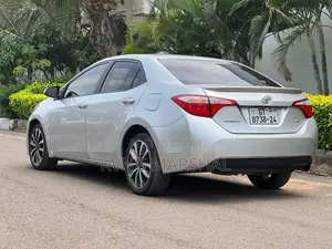 Toyota Corolla LE Eco 4dr Sedan (1.8L 4cyl CVT) 2015 Silver