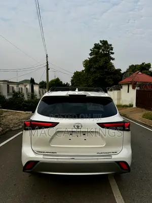 Toyota Highlander Platinum 2022 White