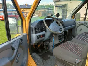 Mercedes-Benz Sprinter 1998 Yellow