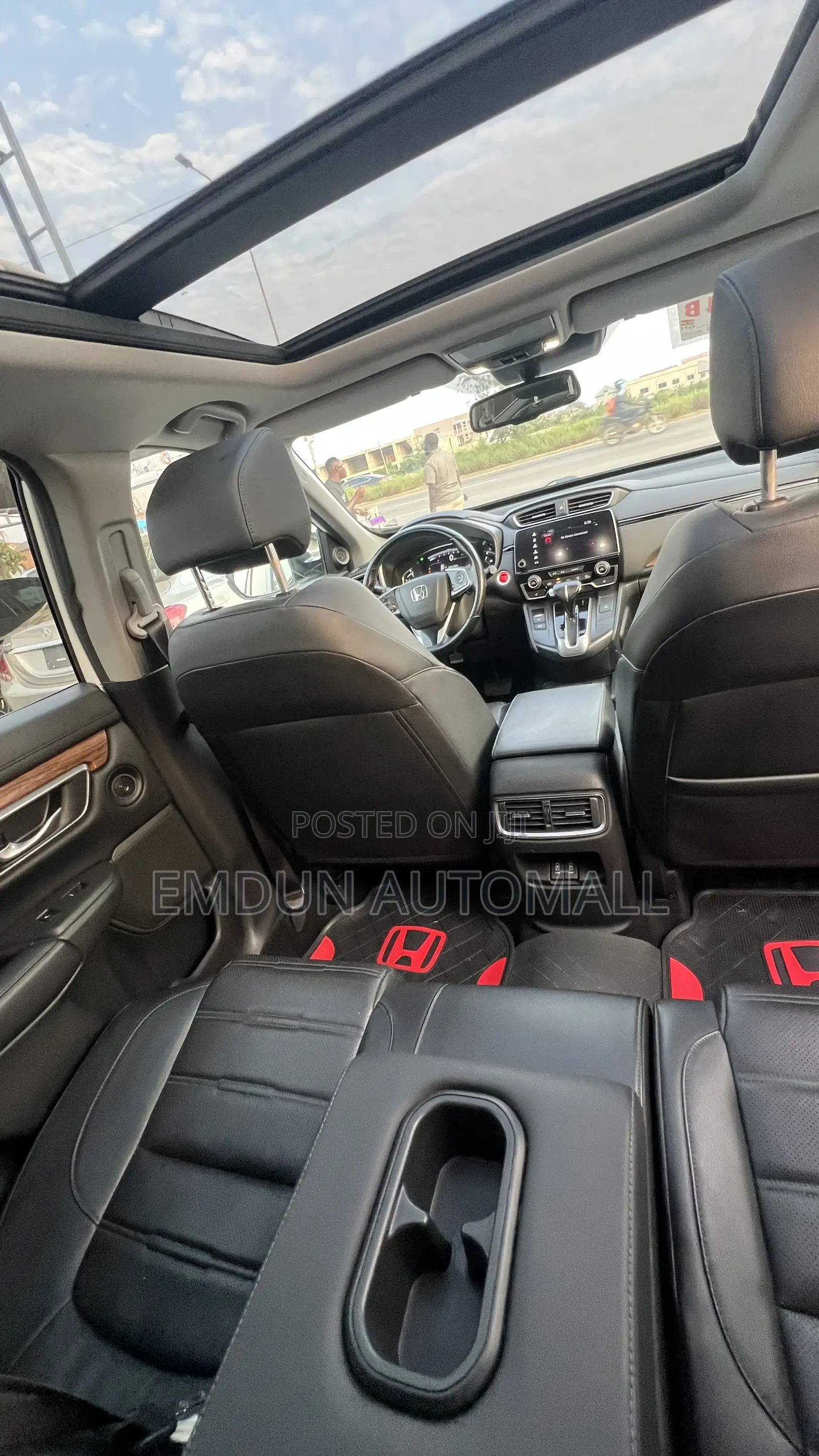 Honda CR-V Touring 4dr SUV AWD (1.5L 4cyl CVT) 2017 White