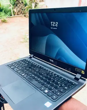Laptop Acer Aspire ES1-531 8GB Intel Core i5 SSD 256GB