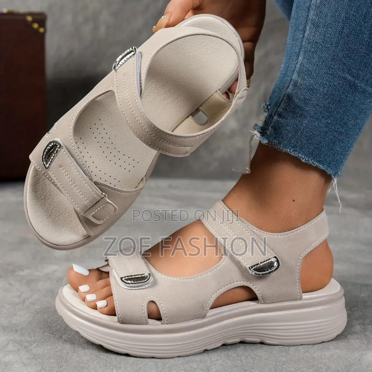 Ladies Tourist Sandals