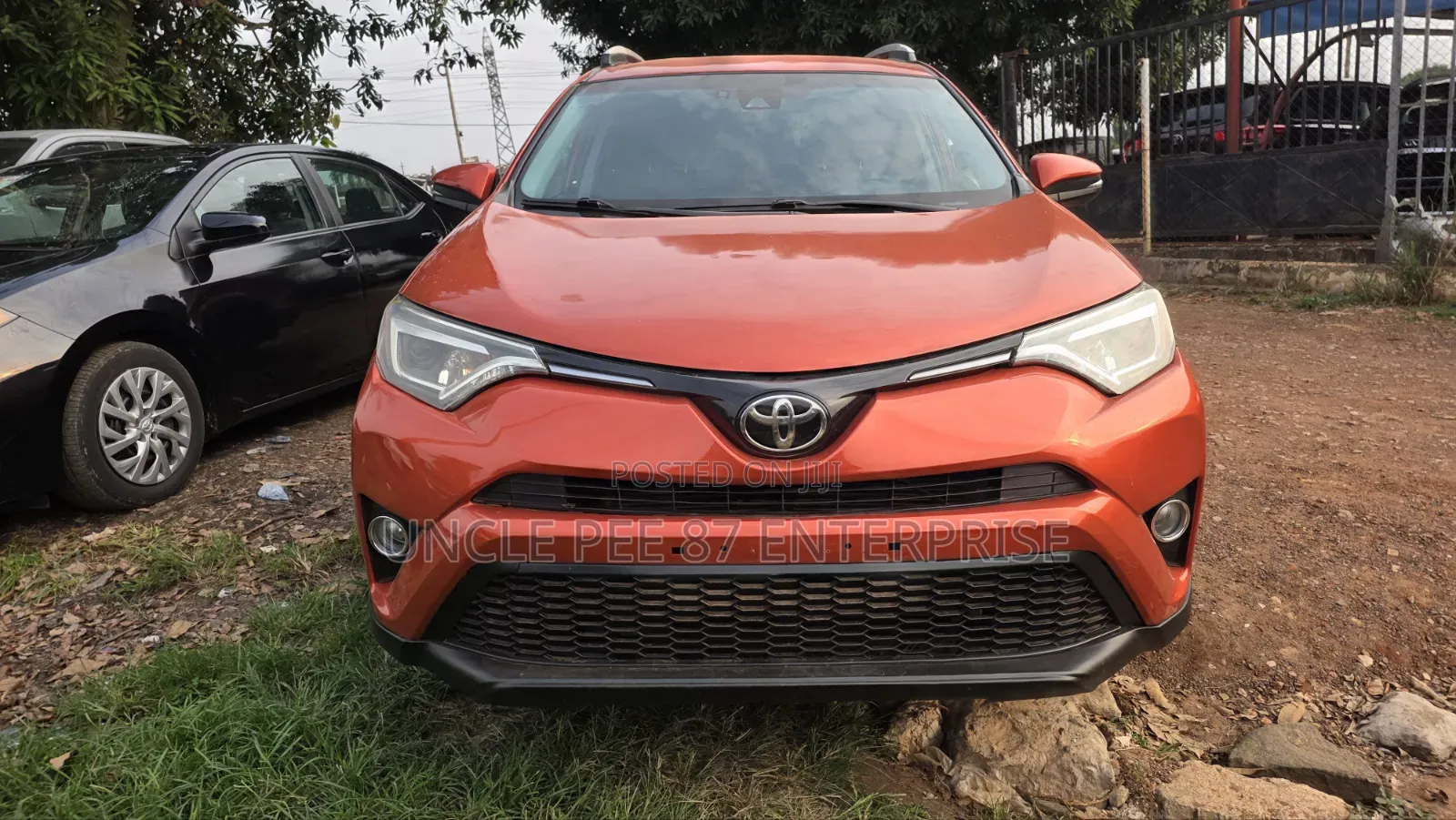 Toyota RAV4 2018 Gold
