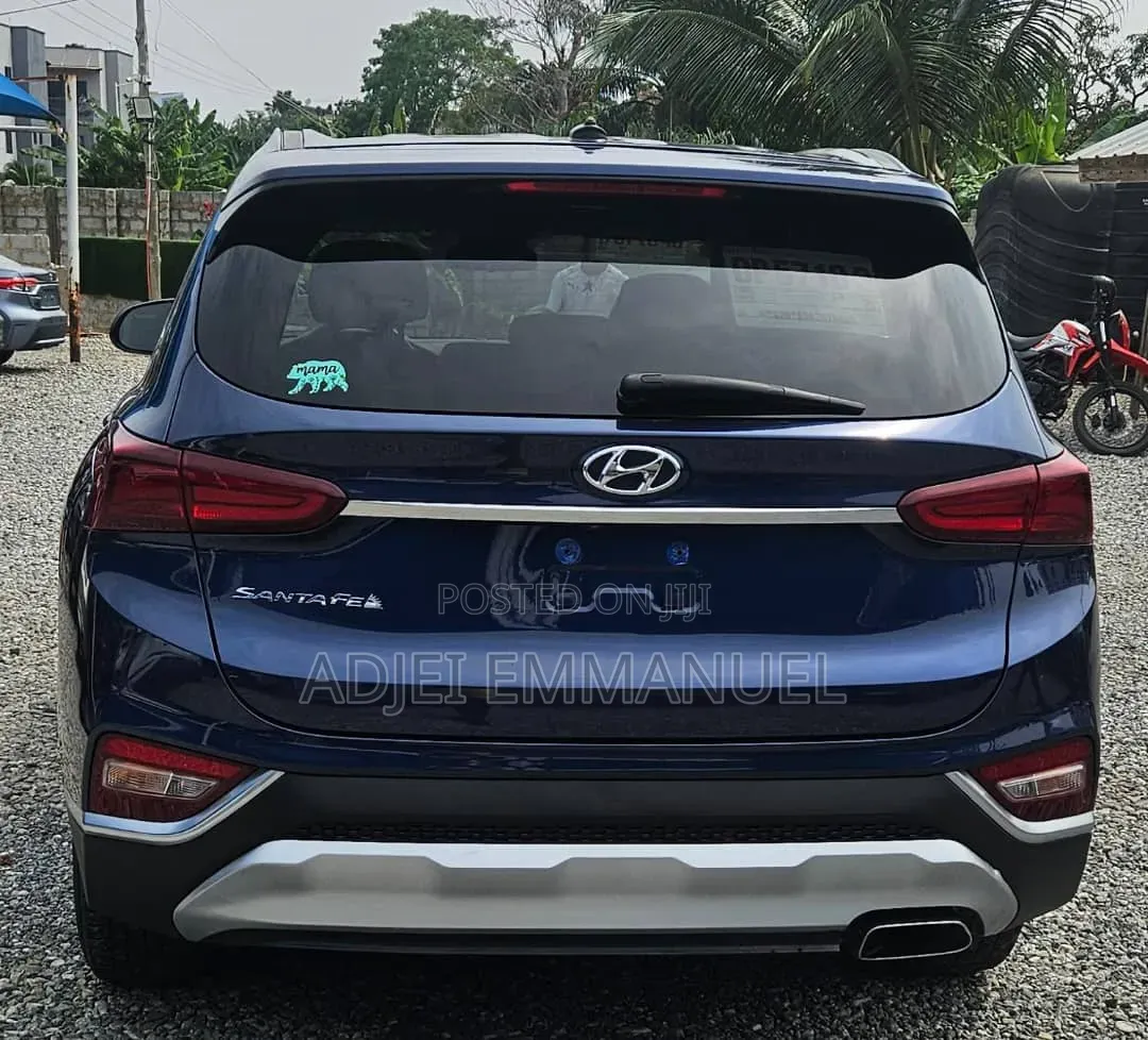 Hyundai Santa Fe 2019 Blue