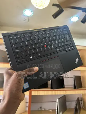 Laptop Lenovo Yoga 260 8GB Intel Core i5 SSD 256GB