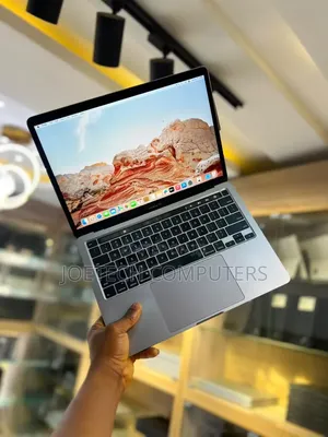 Laptop Apple MacBook Pro 2020 8GB Intel Core i5 SSD 256GB