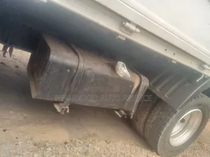 Charger Hyundai Mighty 2