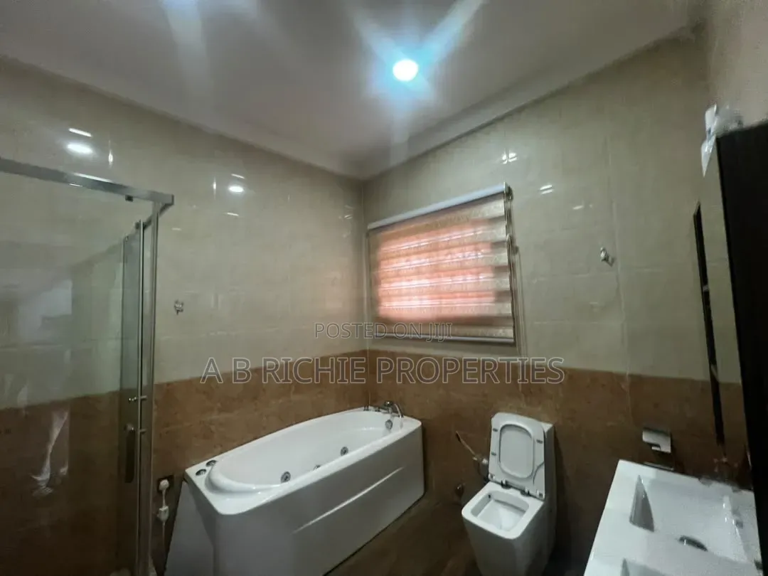 Furnished 4bdrm House in Ab Richie Properties, Tseaddo for rent
