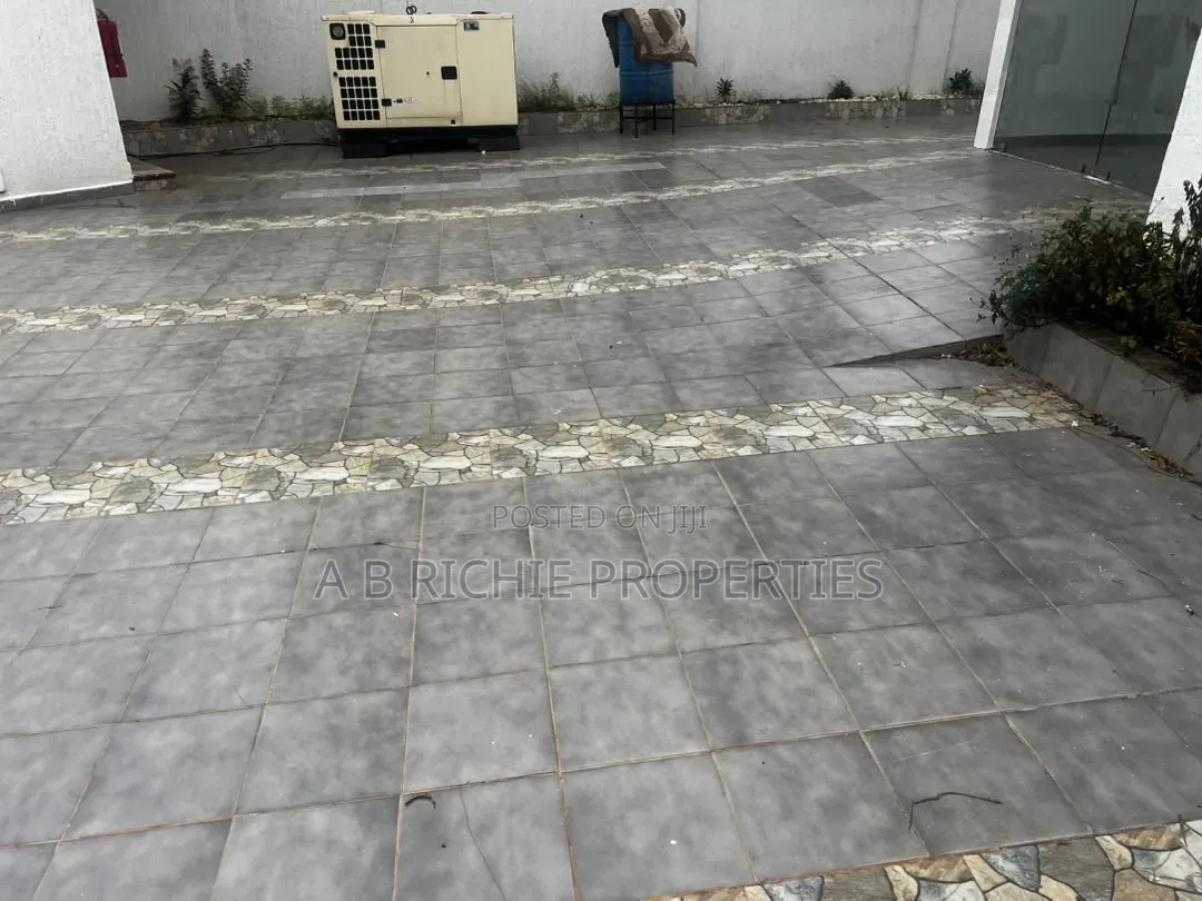 Furnished 4bdrm House in Ab Richie Properties, Tseaddo for rent