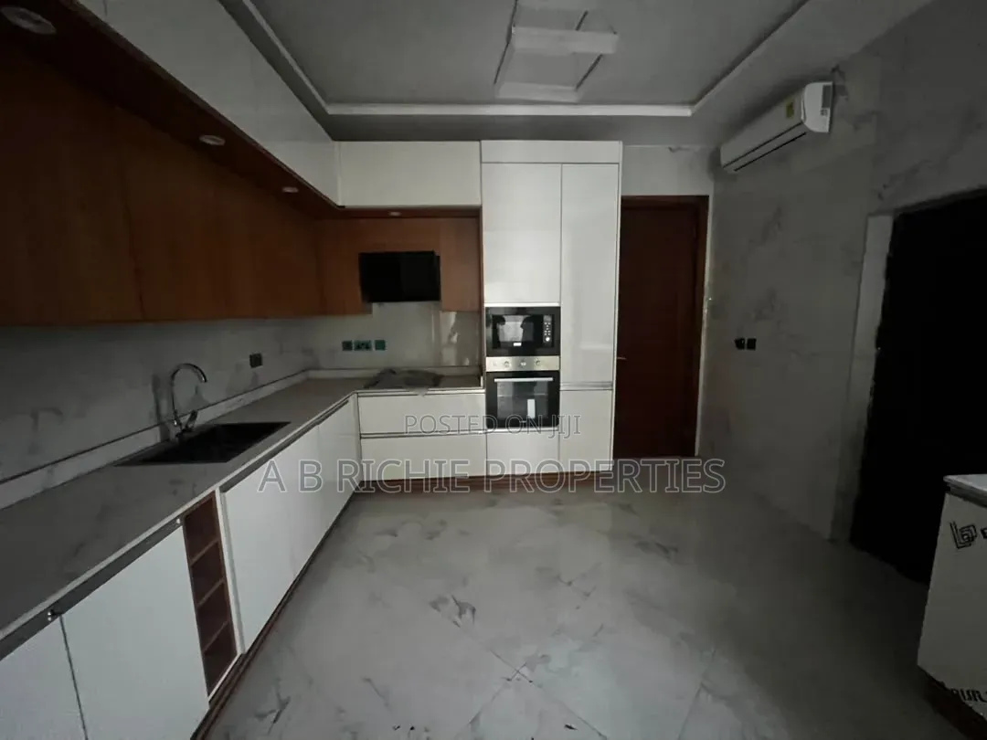 4bdrm House in Ab Richie Properties, A&C Mall Area for rent