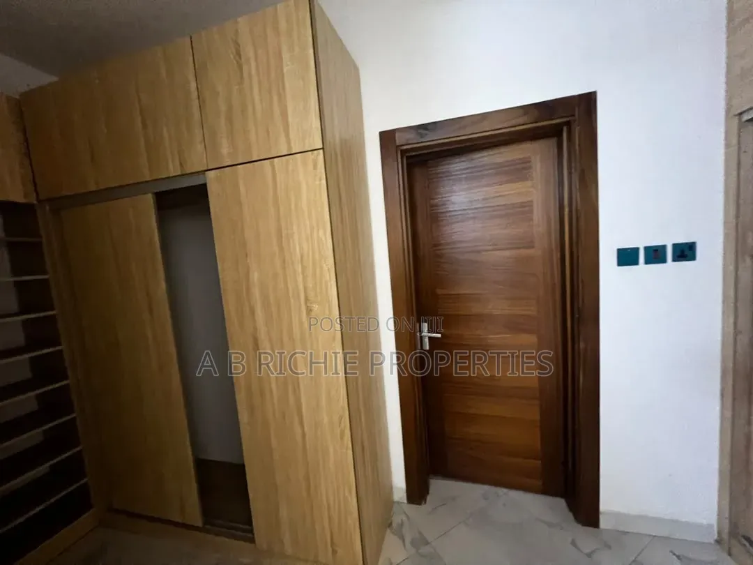 4bdrm House in Ab Richie Properties, A&C Mall Area for rent