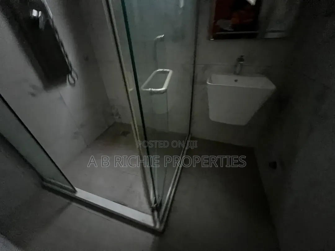 4bdrm House in Ab Richie Properties, A&C Mall Area for rent