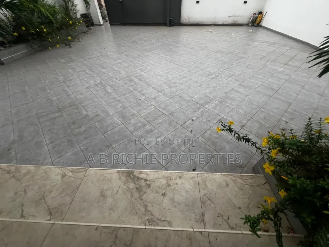 4bdrm House in Ab Richie Properties, A&C Mall Area for rent