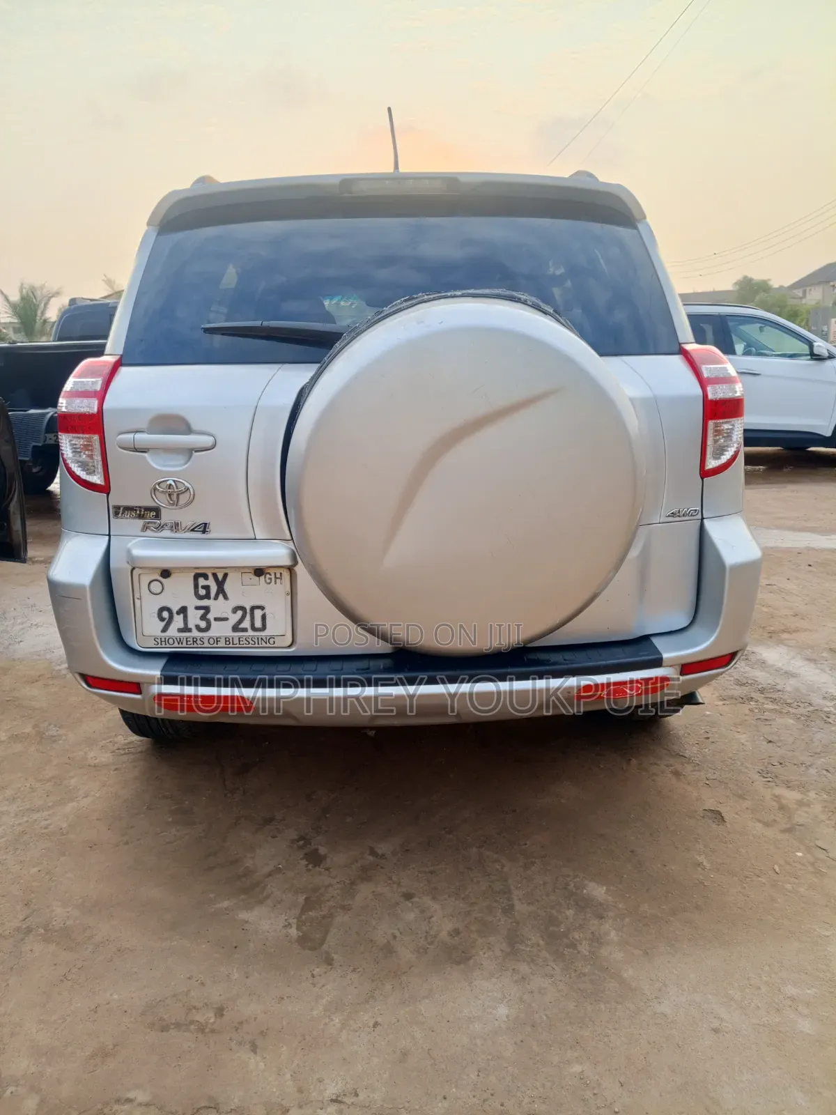 Toyota RAV4 2010 Silver