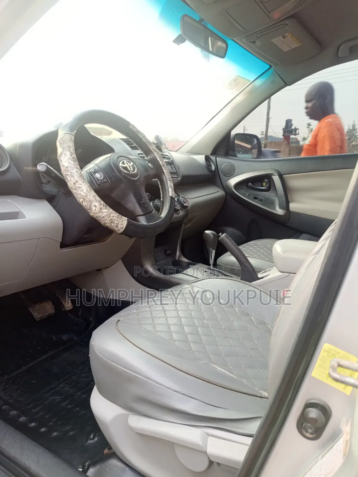 Toyota RAV4 2010 Silver
