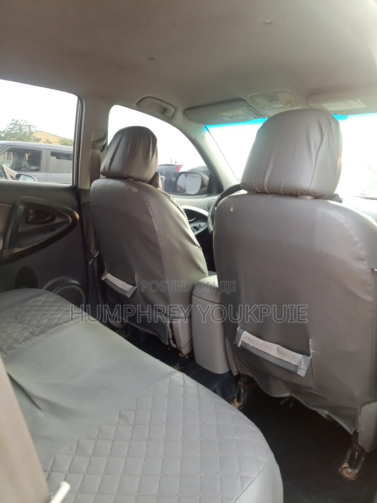 Toyota RAV4 2010 Silver
