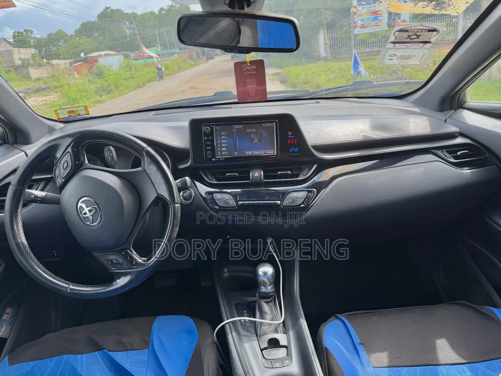 Toyota C-HR 2018 Blue