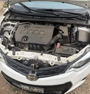 Toyota Corolla S 4dr Sedan (1.8L 4cyl CVT) 2016 White