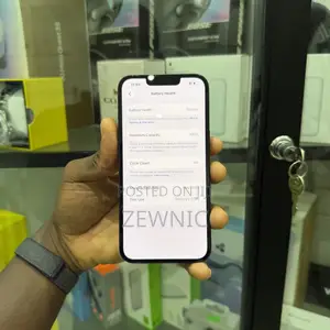 Apple iPhone 16e 128 GB Black