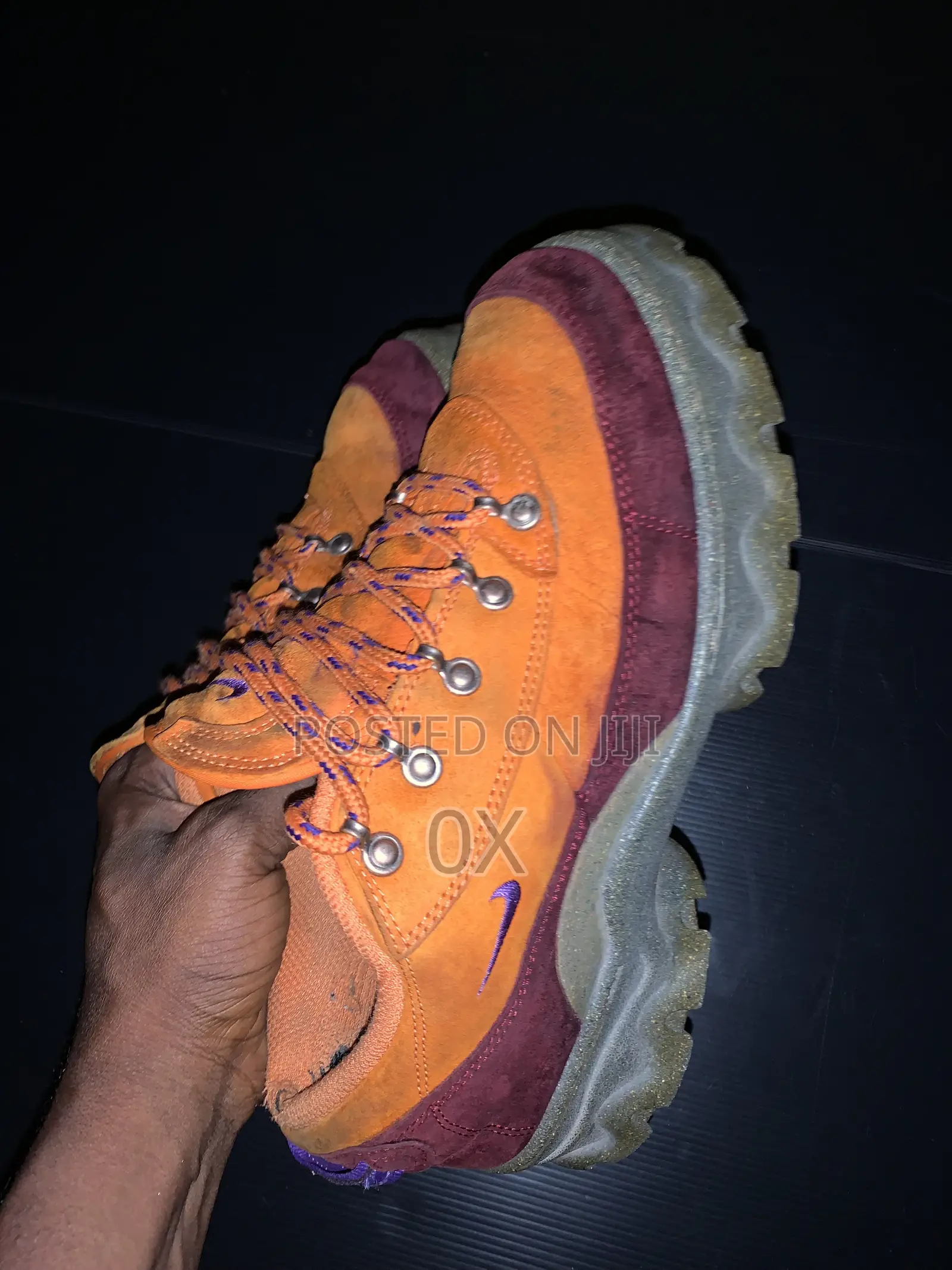 Nike Lahar Low