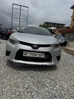 Toyota Corolla 2015 Silver