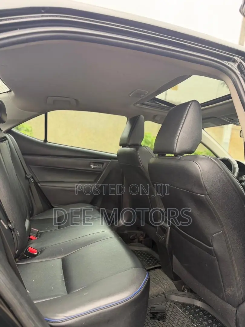 Toyota Corolla 2019 Black
