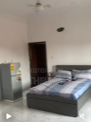 Double Bed Frame With Bed and 2 Pillows