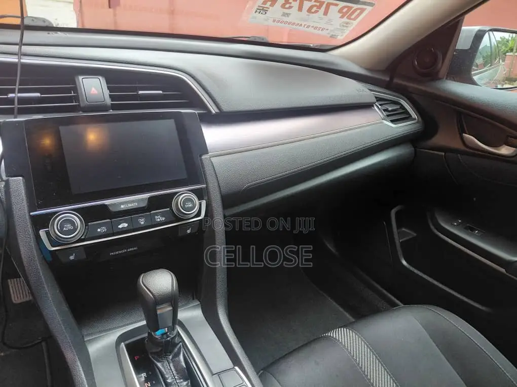 Honda Civic EX-L Sedan 2018 Silver