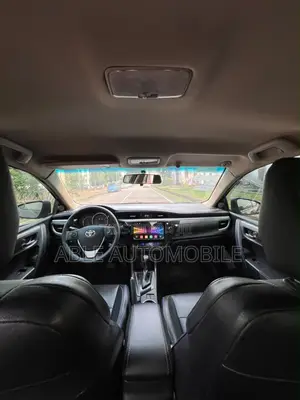 Toyota Corolla LE 4dr Sedan (1.8L 4cyl CVT) 2014 Black