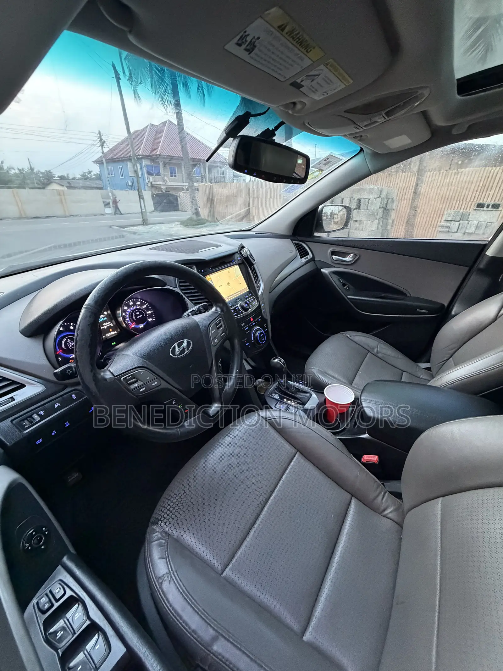 Hyundai Santa Fe SE AWD 2016 White