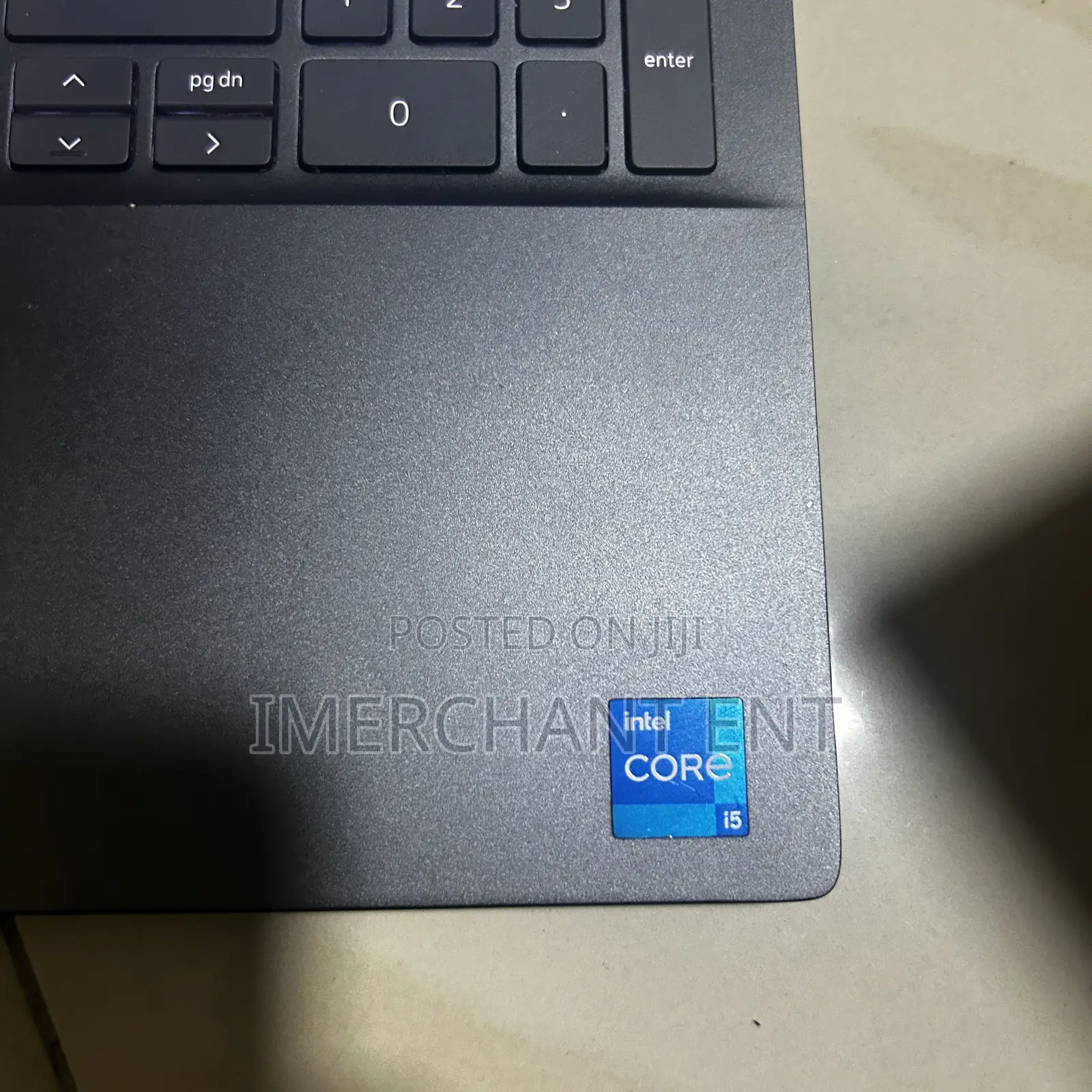 Laptop Dell Inspiron 15 5502 8GB Intel Core i5 SSD 512GB