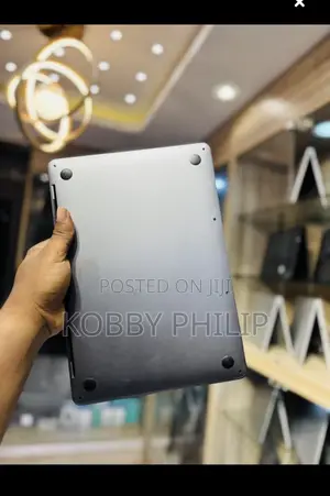 Laptop Apple MacBook Pro 2019 16GB Intel Core i5 SSD 500GB
