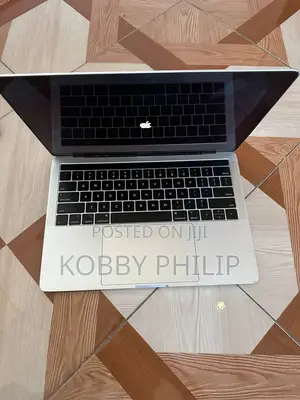 Laptop Apple MacBook Pro 2019 16GB Intel Core i5 SSD 500GB