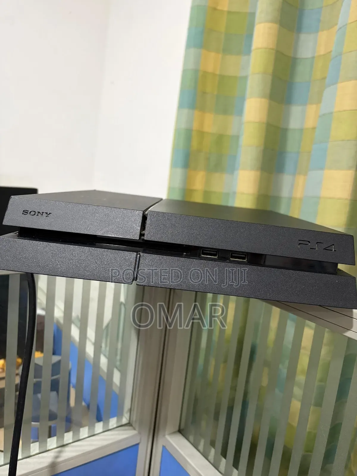 Ps4 Standard Edition With Amazing Games With It.