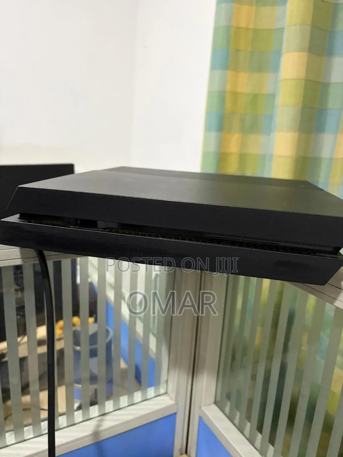 Ps4 Standard Edition With Amazing Games With It.