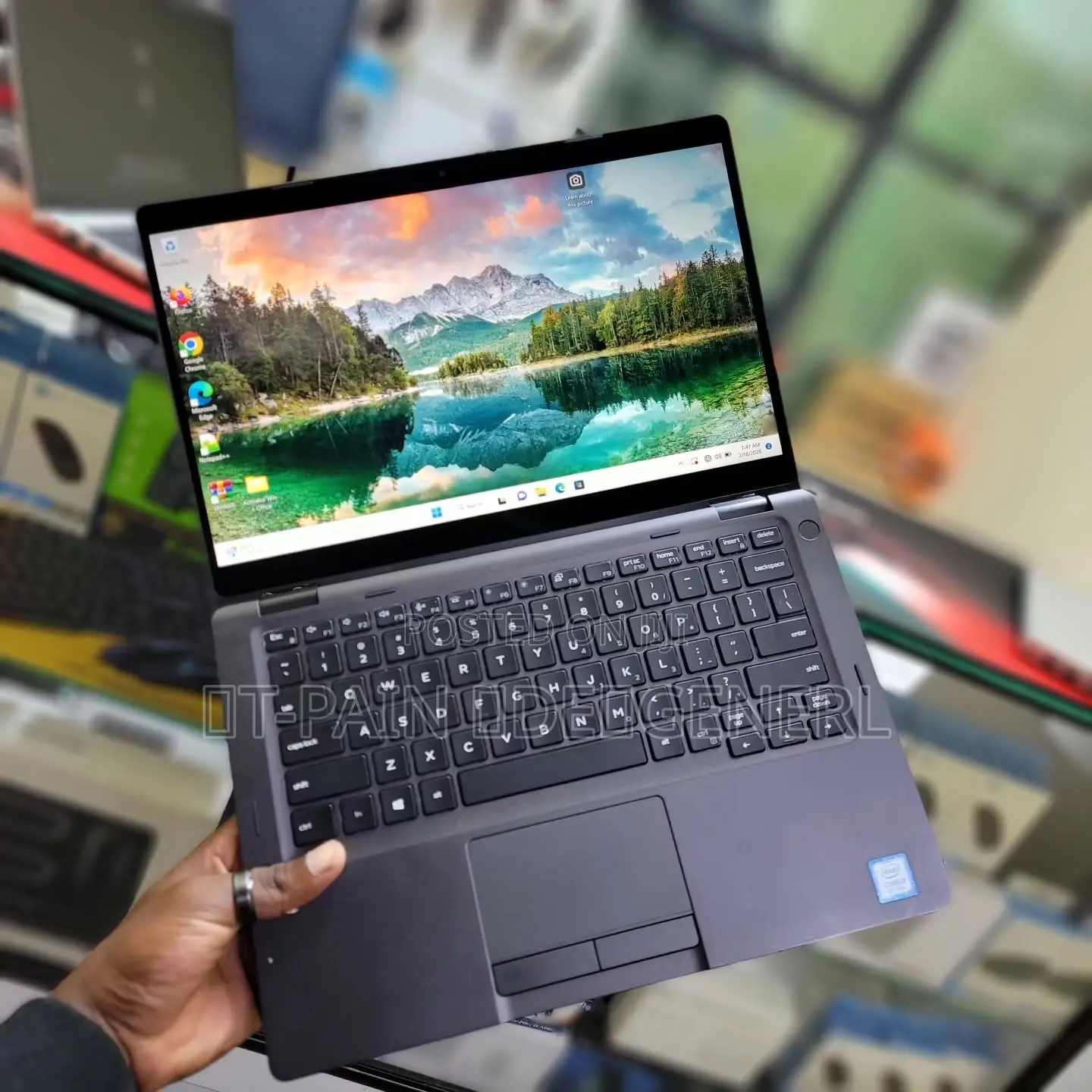 Laptop Dell Latitude 5300 2-in-1 8GB Intel Core i5 SSD 256GB