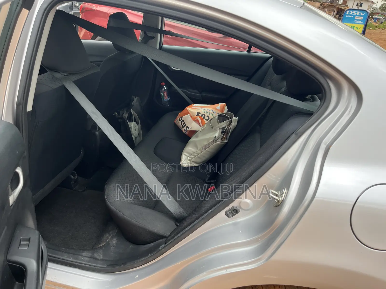 Honda Civic SE 4dr Sedan (1.8L 4cyl CVT) 2015 Silver