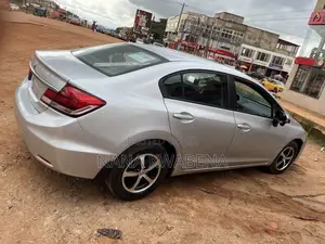 Honda Civic SE 4dr Sedan (1.8L 4cyl CVT) 2015 Silver