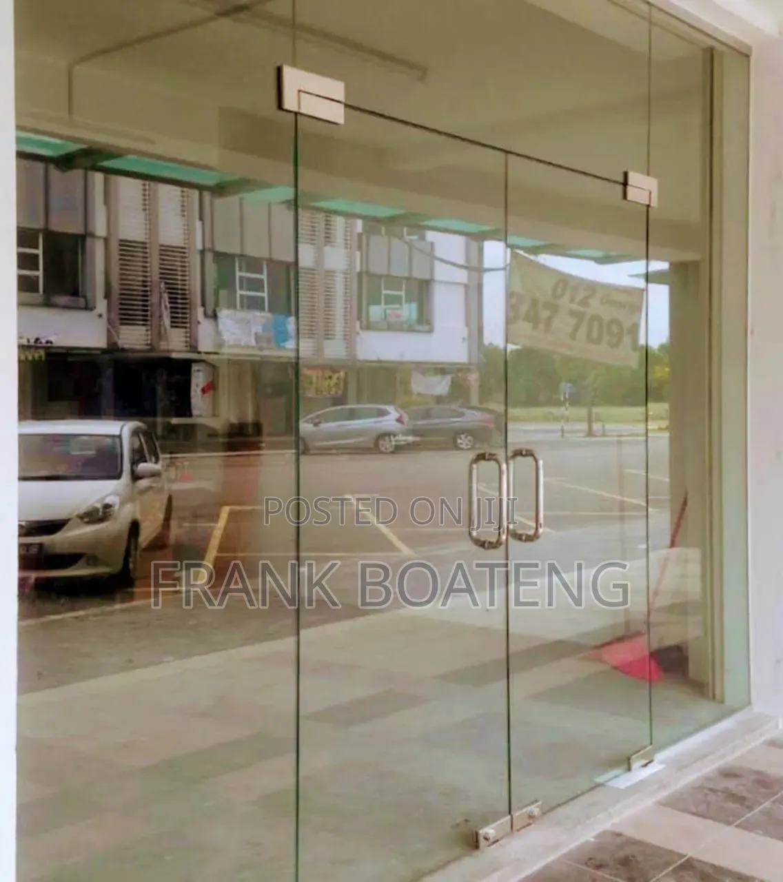 Frameless Double Glass Doorr