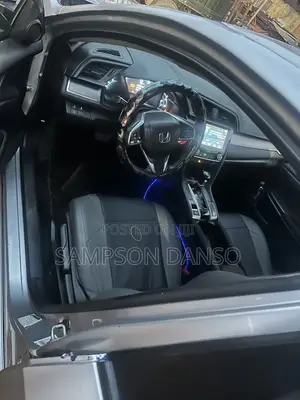 Honda Civic 2018 Off white