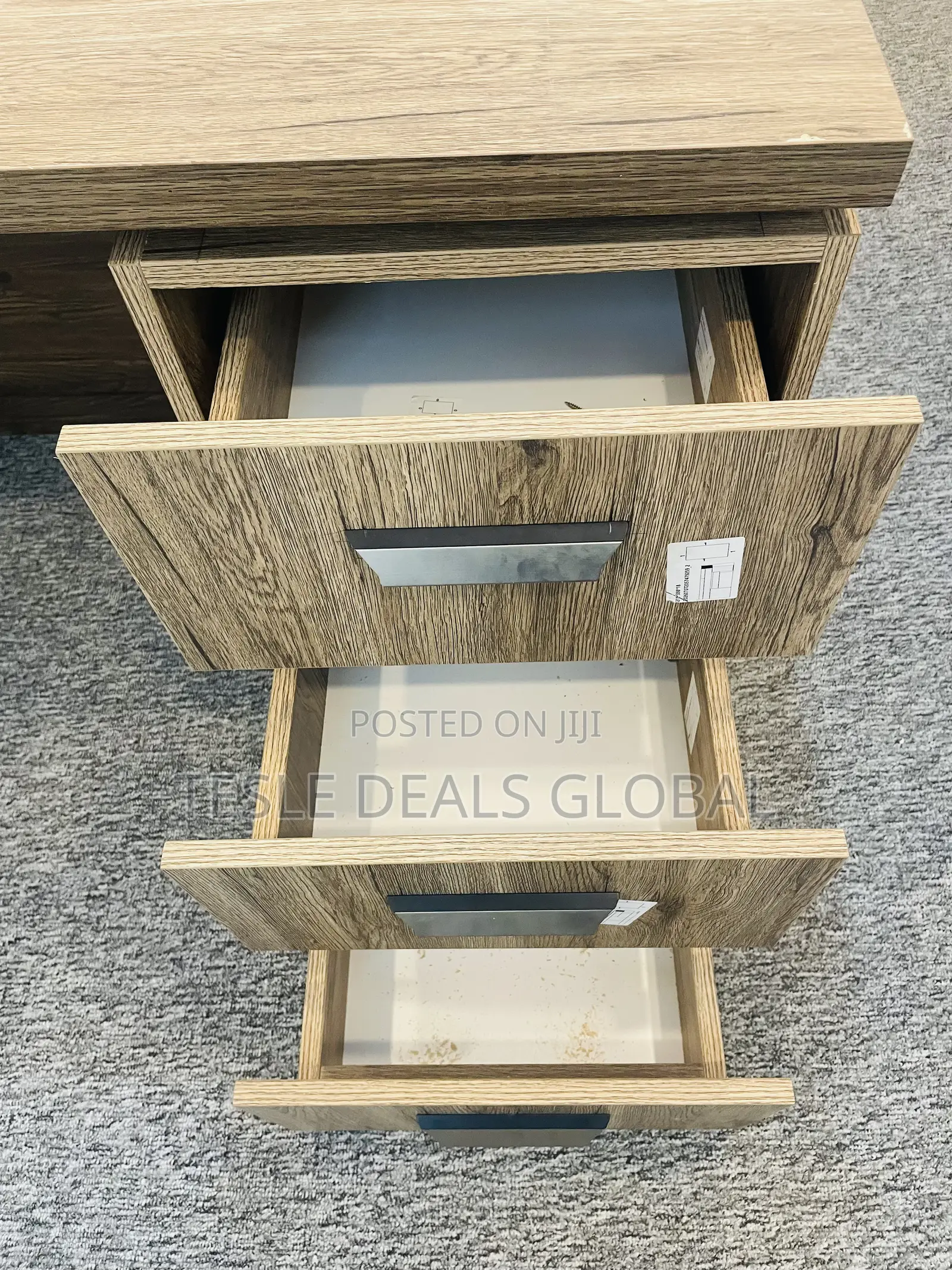 CEO Furniture Office Desk 140x80cm Original Foreign Laminated Quality