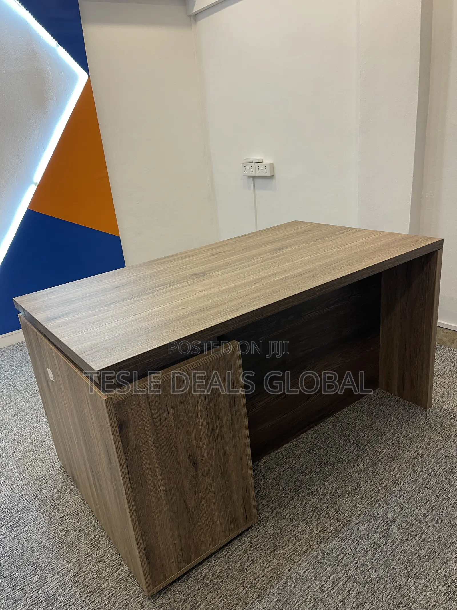 CEO Furniture Office Desk 140x80cm Original Foreign Laminated Quality