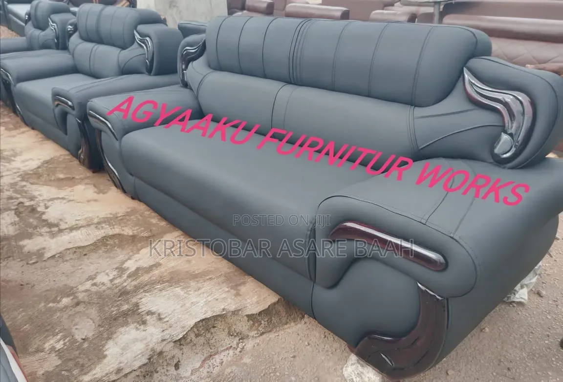 Durable Sofa Set