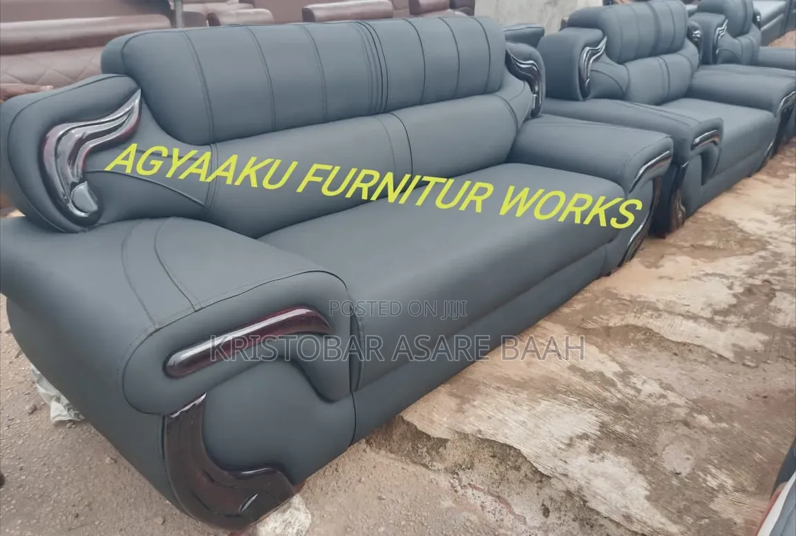 Durable Sofa Set