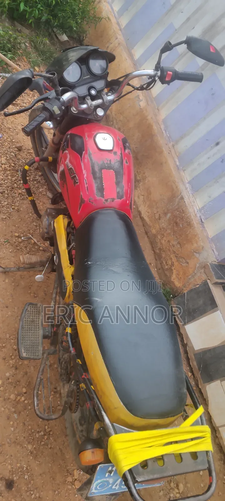 Bajaj Boxer 125 2015 Red