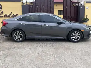 Honda Civic EX Sedan 2018 Gray
