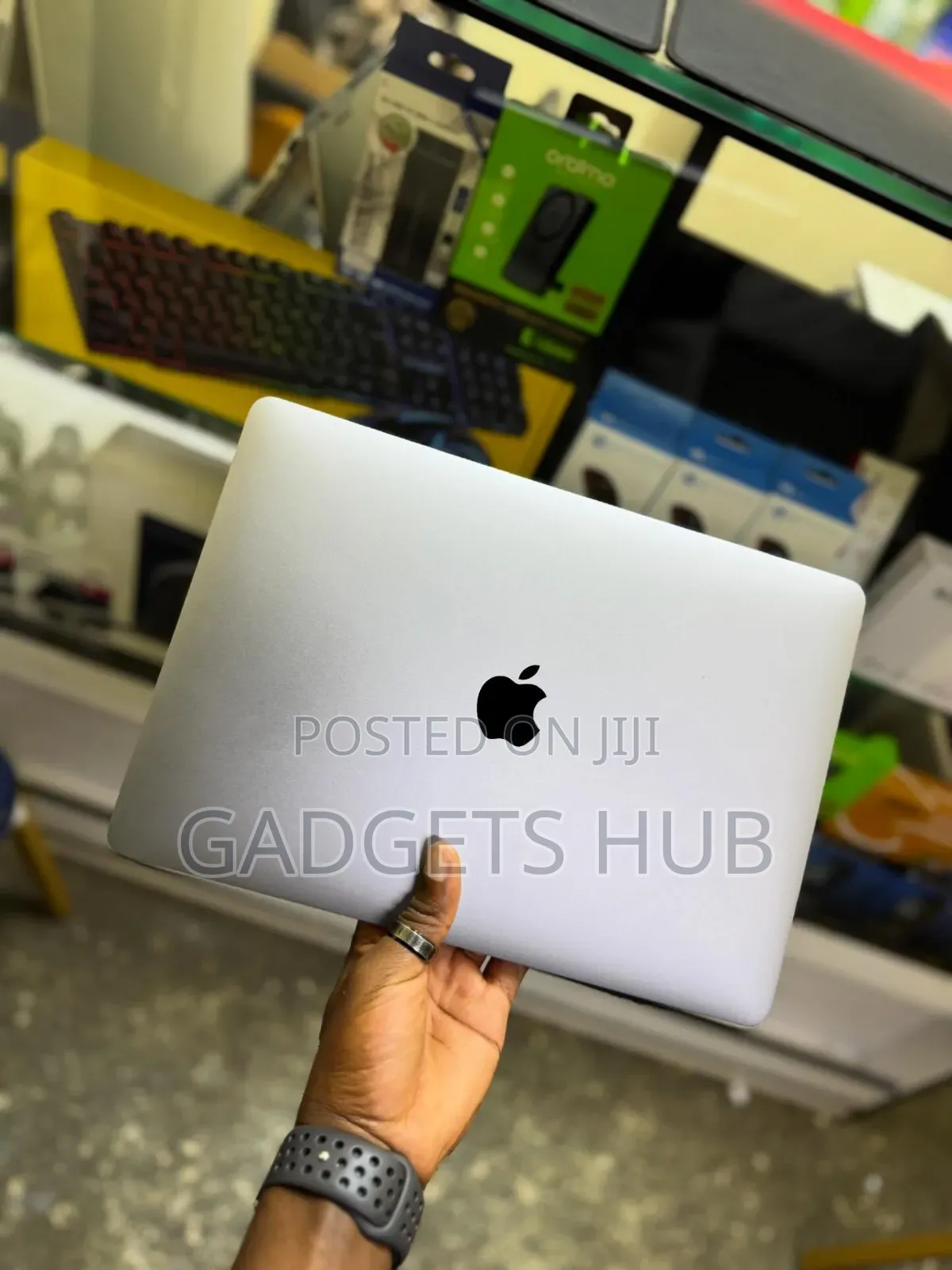 Laptop Apple MacBook Pro 2020 M1 8GB Apple M1 SSD 256GB