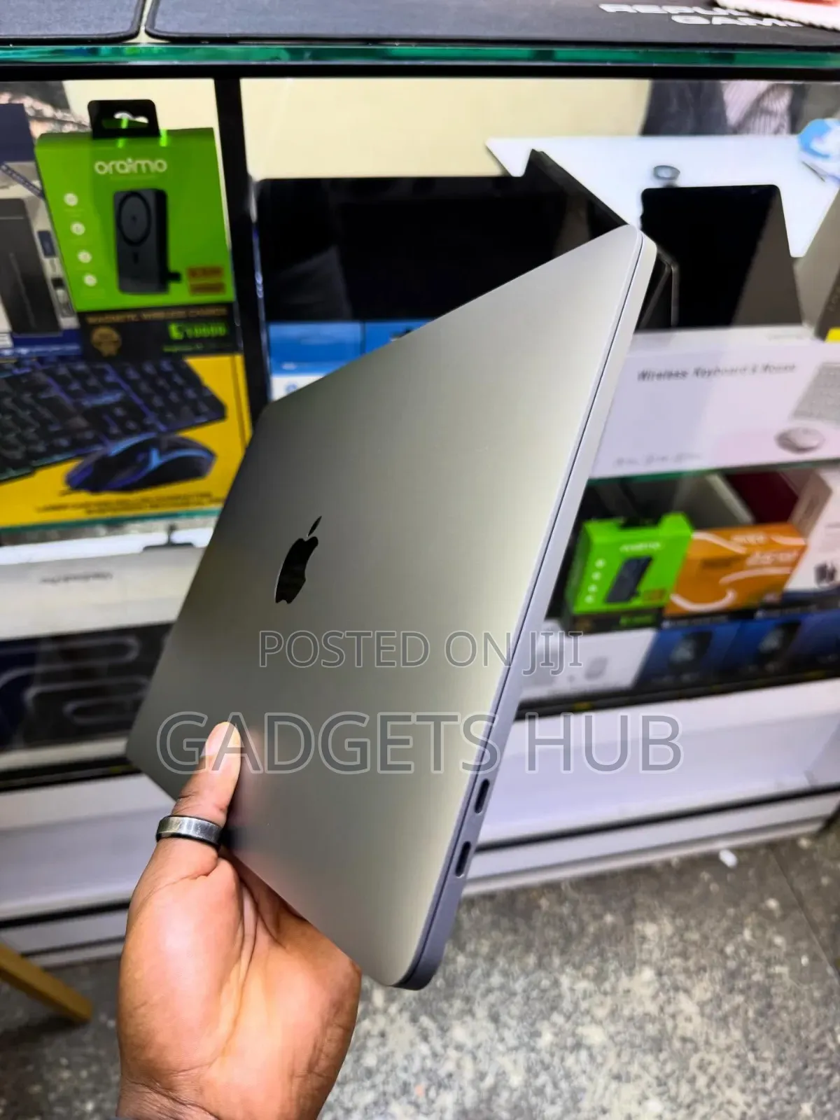Laptop Apple MacBook Pro 2020 M1 8GB Apple M1 SSD 256GB